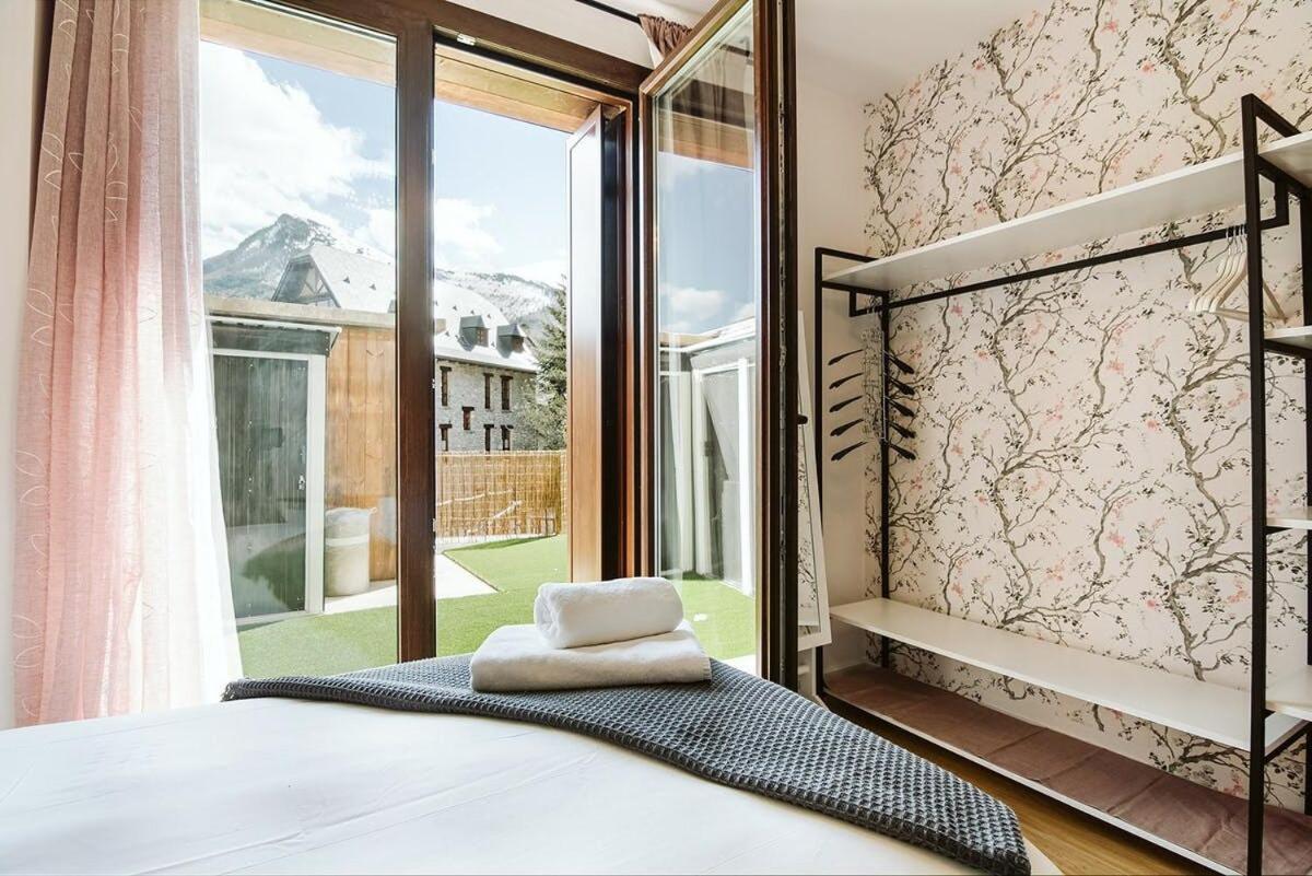 Sallent de Gállego Casa Rosana Apartamento De Diseno Con Terraza מראה חיצוני תמונה