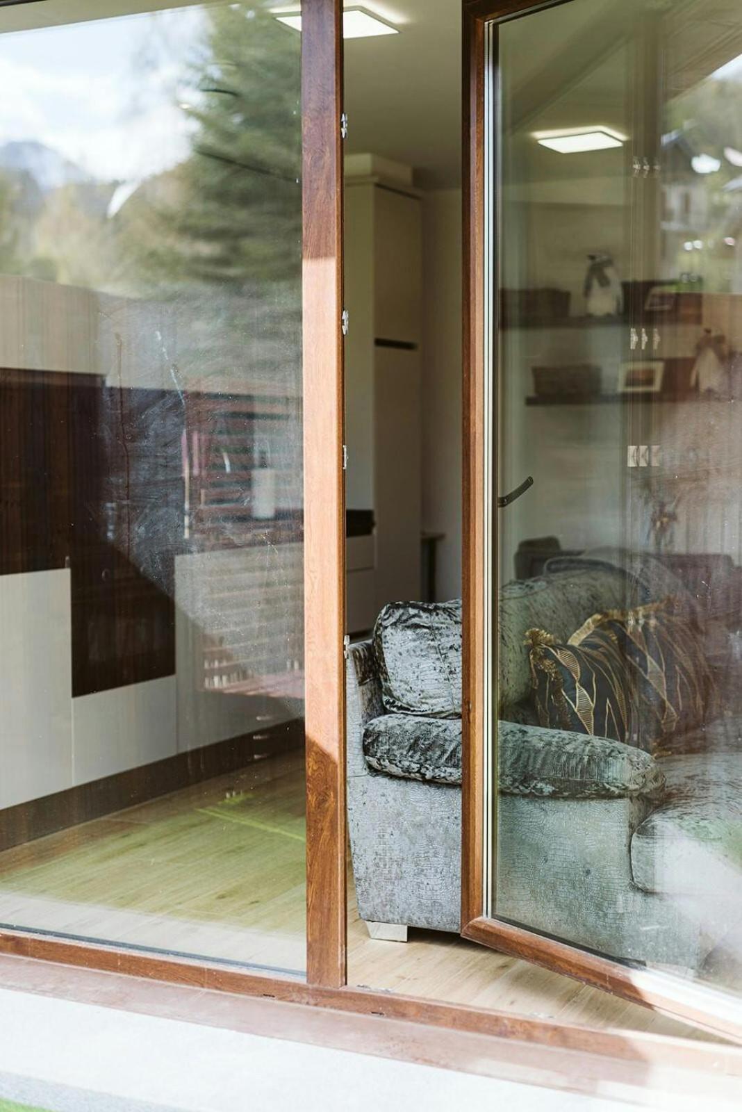 Sallent de Gállego Casa Rosana Apartamento De Diseno Con Terraza מראה חיצוני תמונה