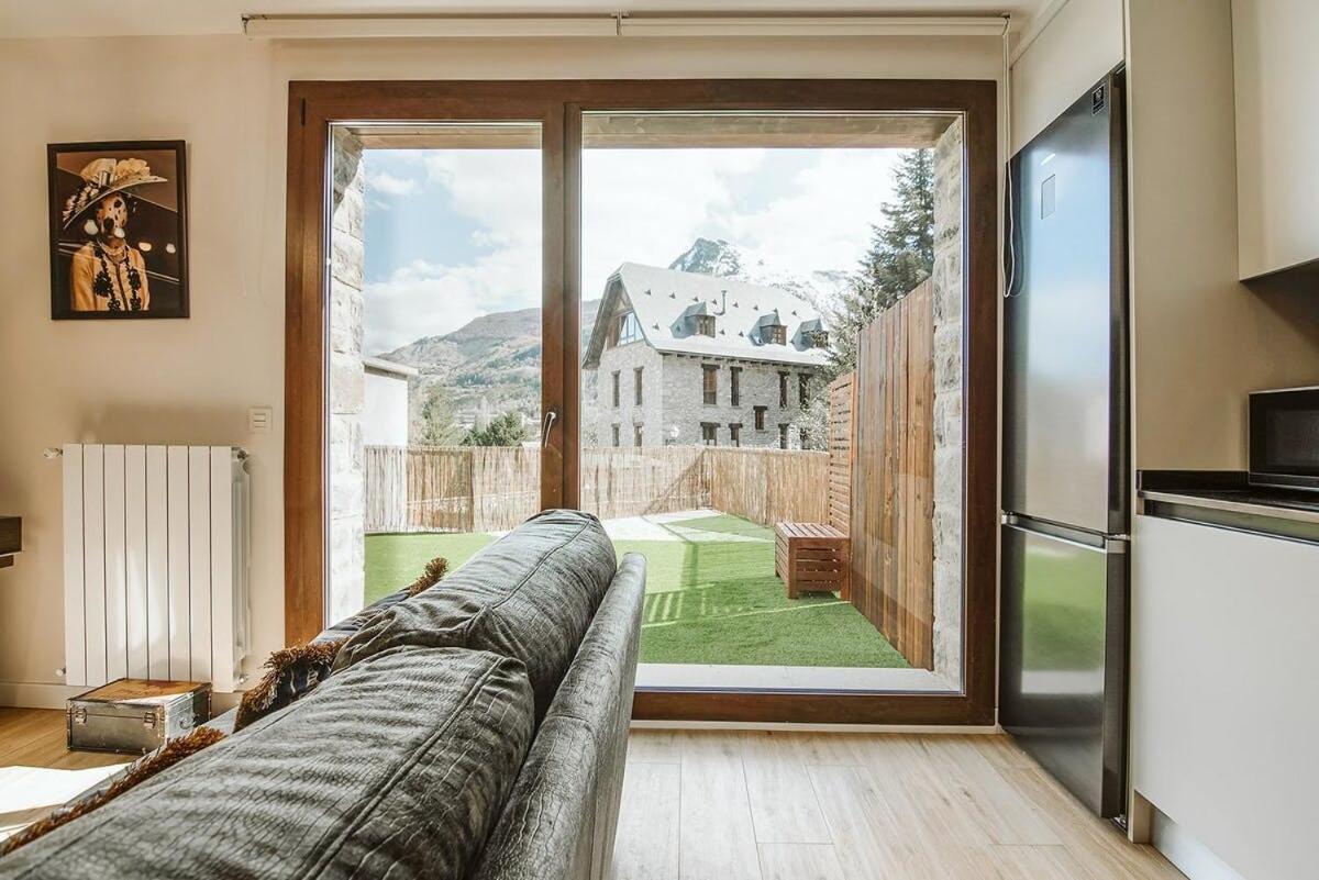 Sallent de Gállego Casa Rosana Apartamento De Diseno Con Terraza מראה חיצוני תמונה
